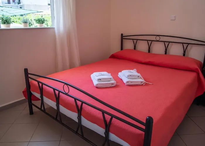 Helen - The Spartan 아파트