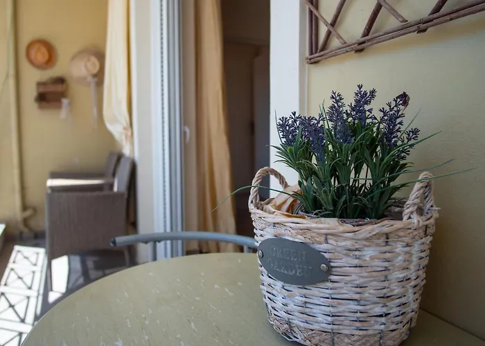 Helen - The Spartan Sparta