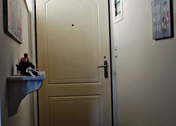 Helen - The Spartan 公寓 斯巴达